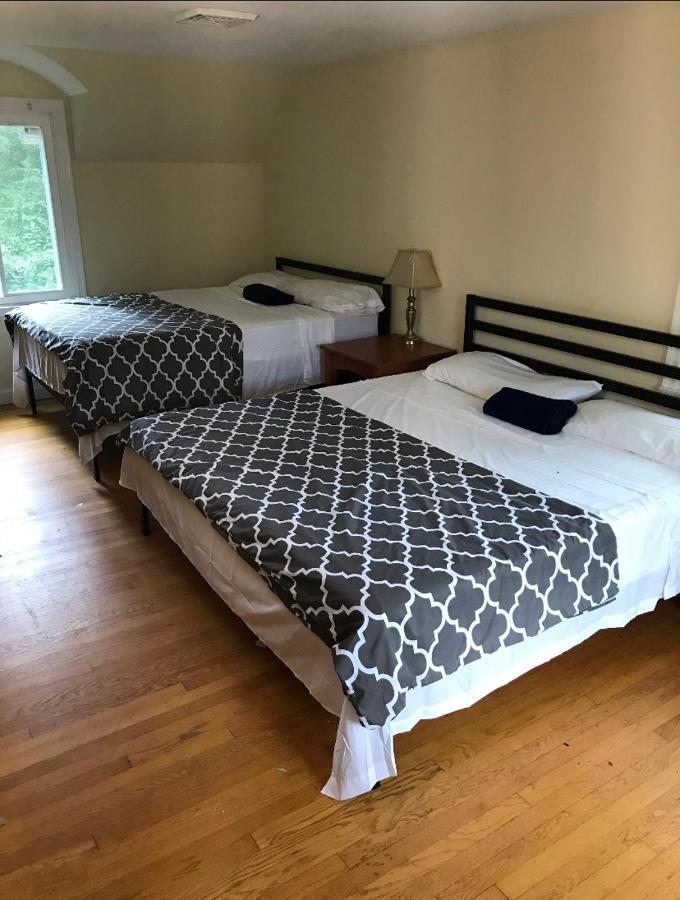 Town Plot Waterbury Apartment Екстериор снимка