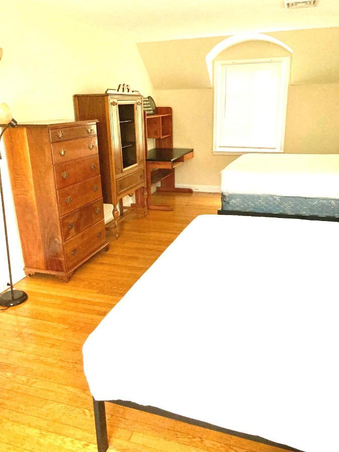 Town Plot Waterbury Apartment Екстериор снимка