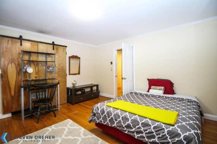 Town Plot Waterbury Apartment Стая снимка